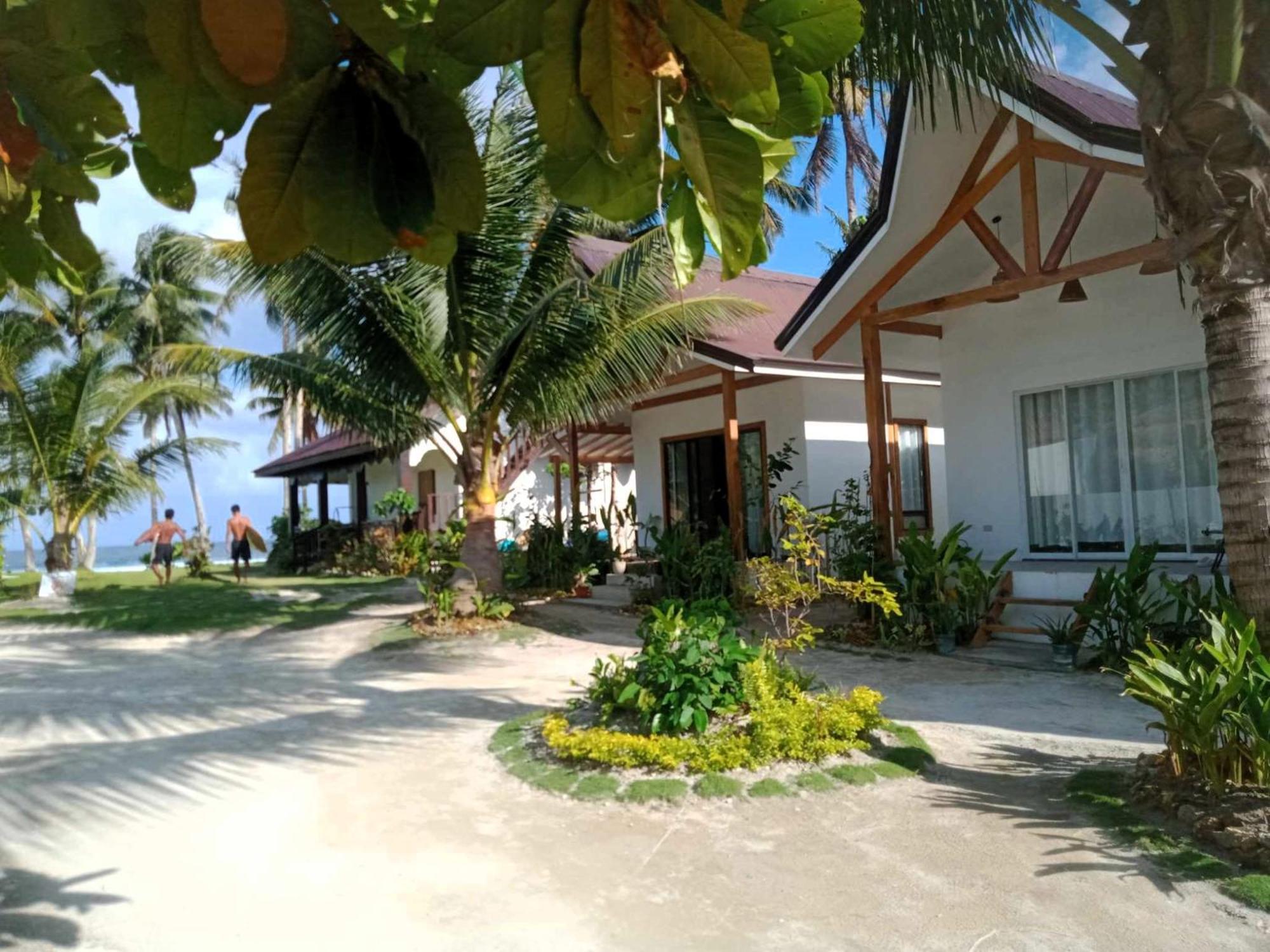 Helmina'S Villas General Luna  Esterno foto