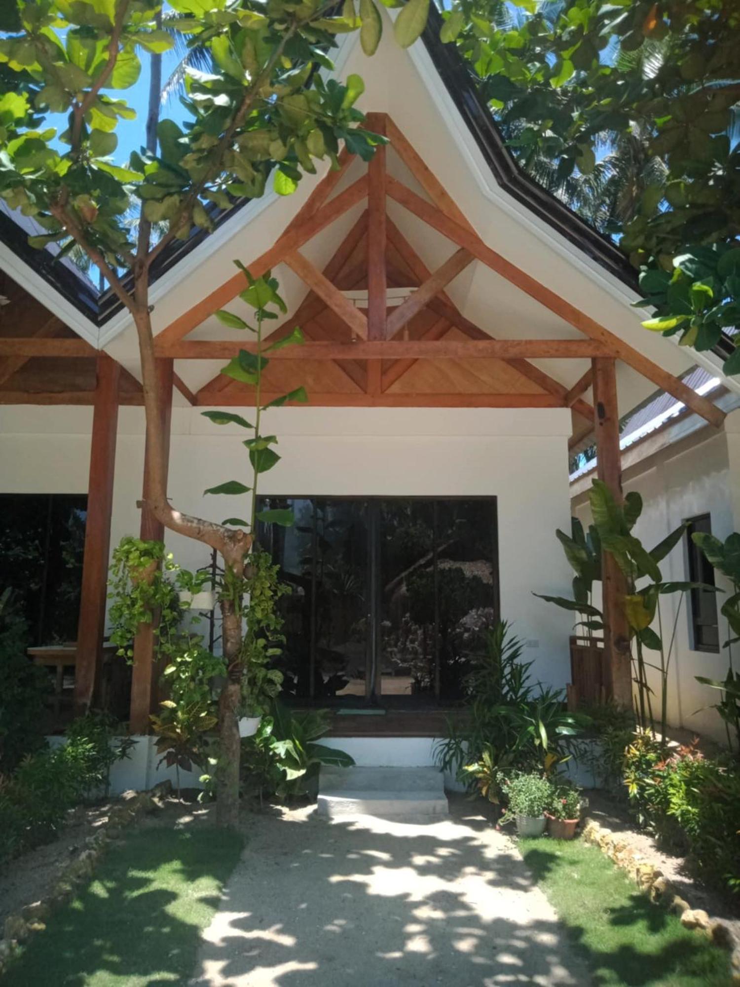 Helmina'S Villas General Luna  Esterno foto