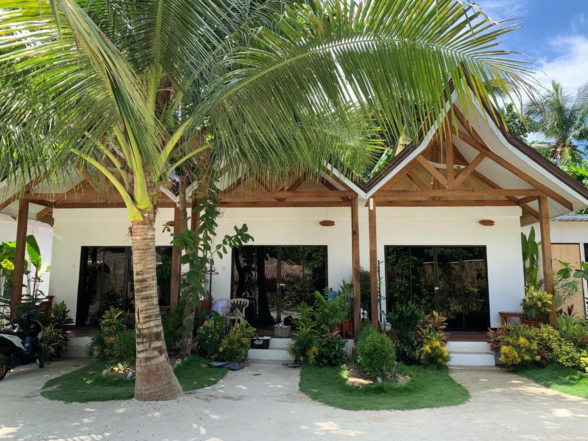 Helmina'S Villas General Luna  Esterno foto